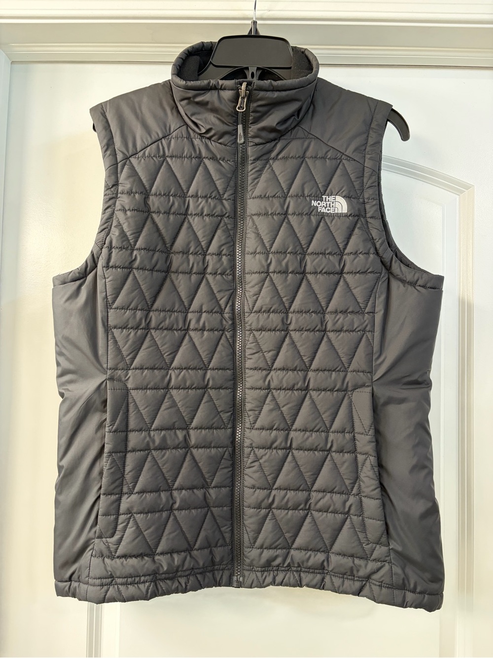 The North Face Womens Black Quilted Puffy Vest EUC Women’s SZ L